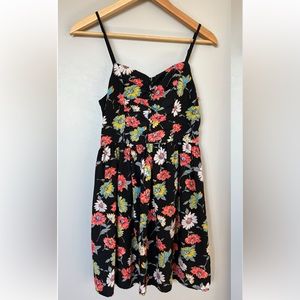 Forever 21 Black Floral Mini Dress - Small